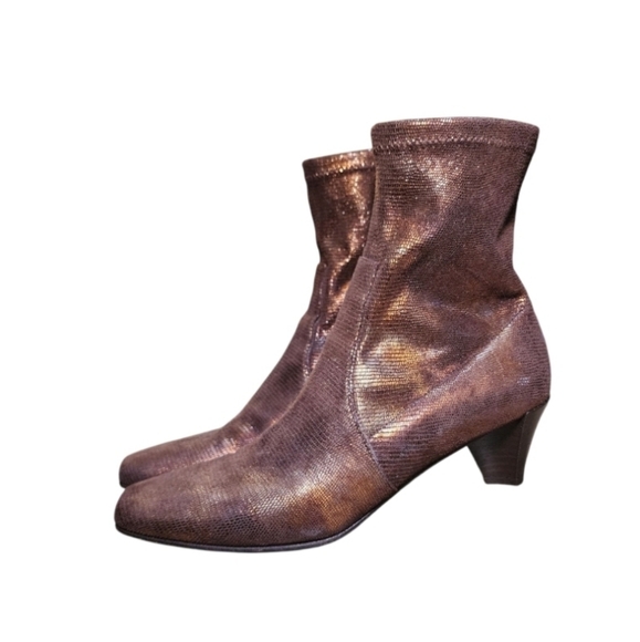 Donald J. Pliner Metallic Brown Bronze Pull On Sock Botties Size 8.5 - Picture 4 of 8